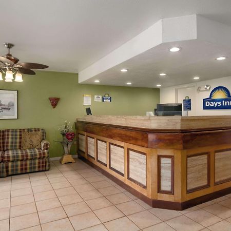 Days Inn By Wyndham Port Royal/Near Parris Island Esterno foto